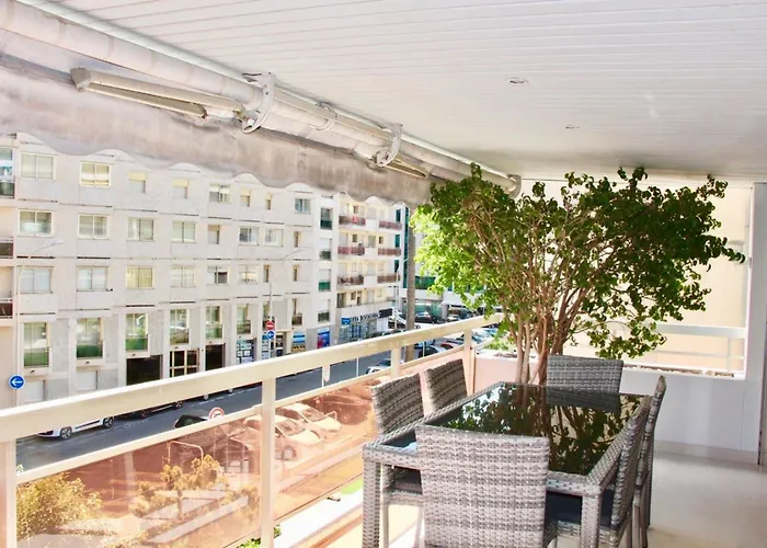 Apartamento Ref 2003 - Croisette - 3 Mins From The Croissette Cannes