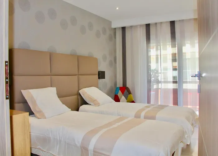 Apartamento Ref 2003 - Croisette - 3 Mins From The Croissette