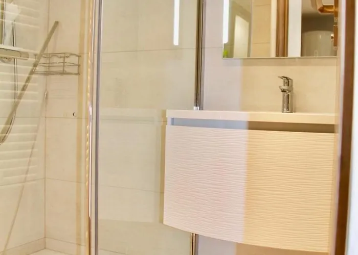 Ref 2003 - Croisette - 3 Mins From The Croissette Apartamento Cannes