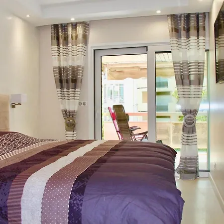 Ref 2003 - Croisette - 3 Mins From The Croissette